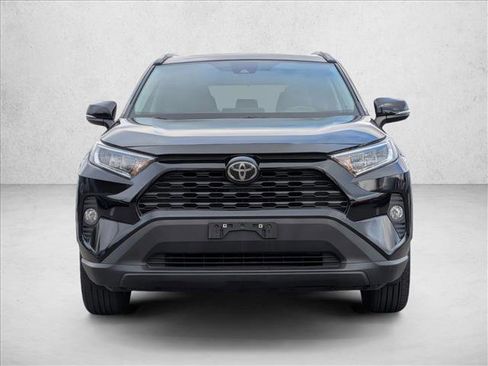 Used 2021 Toyota RAV4 XLE w/ Convenience Package AWD/4WD image 2