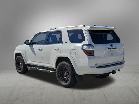 Used 2023 Toyota 4Runner SR5 AWD/4WD image 4