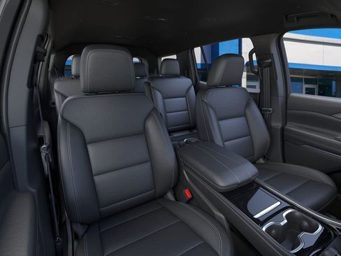 New 2026 Chevrolet Traverse LT w/ Enhanced Driving Package image 16