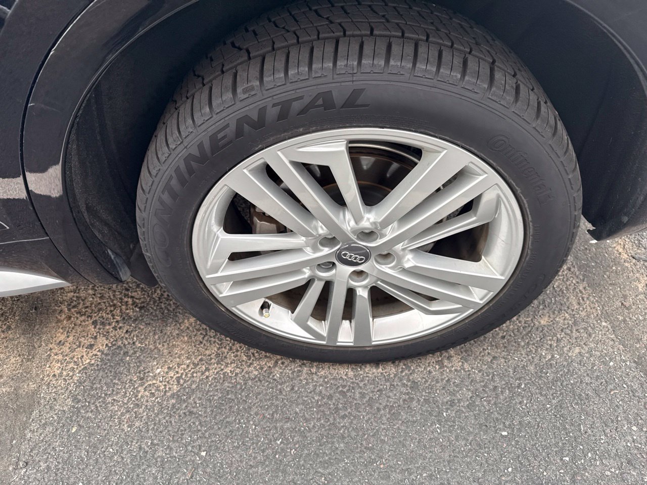 Used 2018 Audi Q5 2.0T Premium Plus w/ Premium Plus Package AWD/4WD image 4