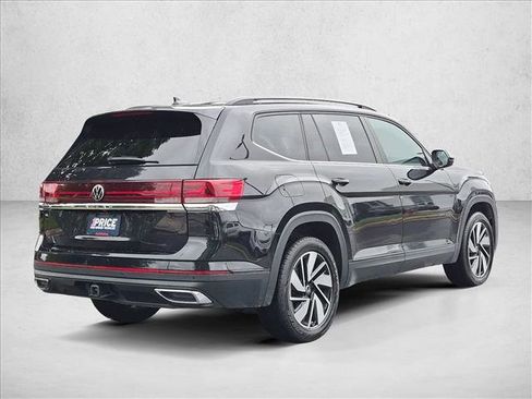 Used 2024 Volkswagen Atlas SE FWD image 5