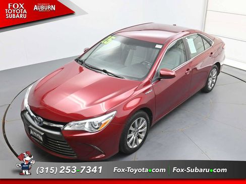 Used 2015 Toyota Camry XLE FWD image 31