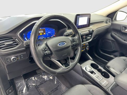 Used 2020 Ford Escape Titanium AWD/4WD image 18