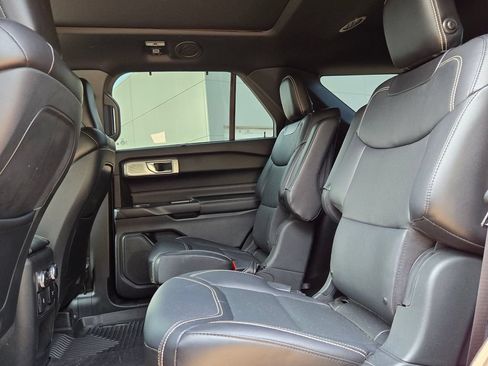 Used 2020 Ford Explorer ST w/ Premium Technology Package AWD/4WD image 24