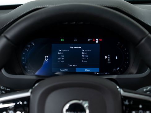 New 2026 Volvo XC90 B5 Plus w/ Protection Package image 18