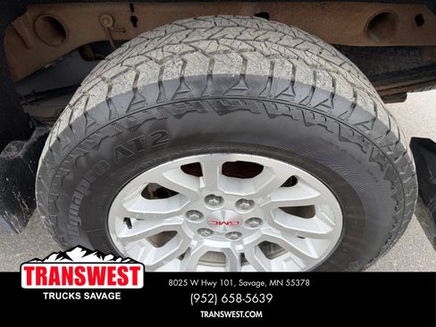 Used 2014 GMC Sierra 1500 SLE w/ SLE Value Package AWD/4WD image 19