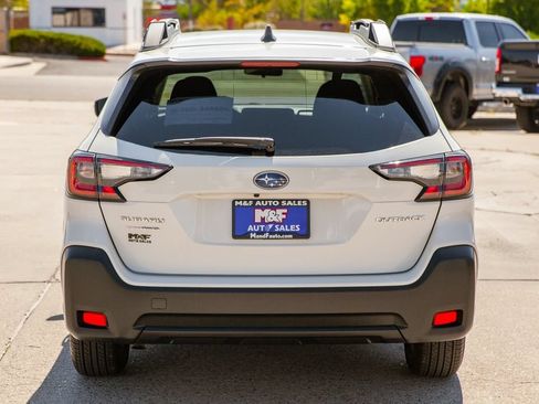 Used 2025 Subaru Outback Premium AWD/4WD image 6