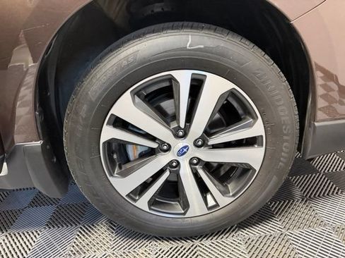 Used 2019 Subaru Outback 3.6R Limited AWD/4WD image 44