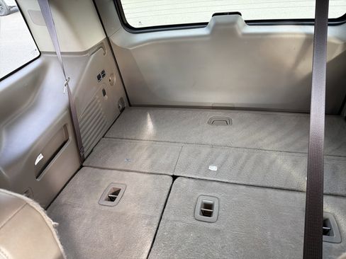 Used 2019 GMC Yukon SLT w/ HD Trailering Package image 29