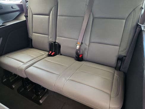 Used 2021 Chevrolet Tahoe LT w/ Luxury Package RWD image 34