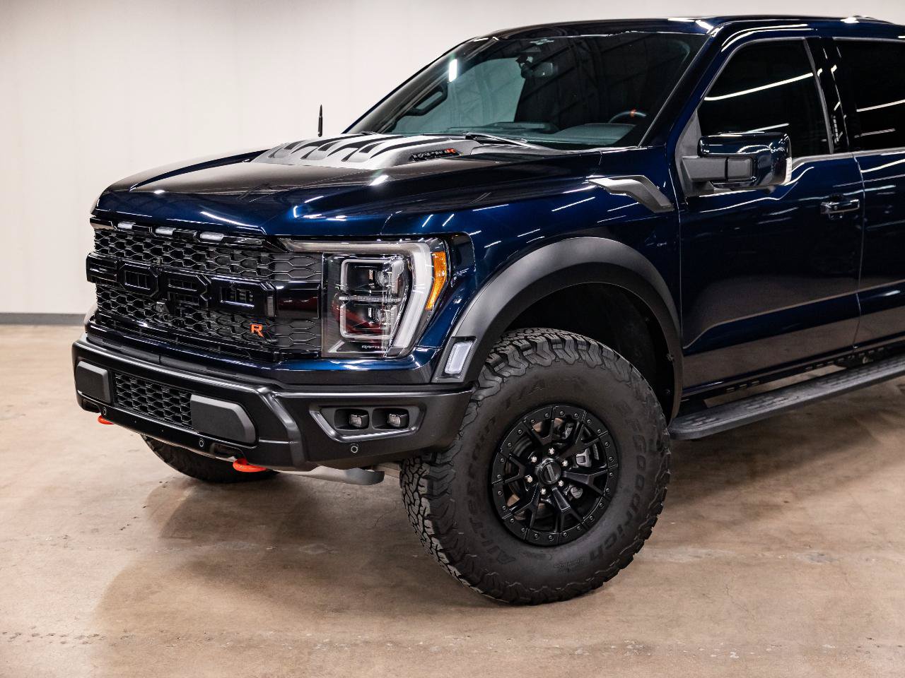 Used 2023 Ford F150 Raptor w/ Equipment Group 802A Raptor R AWD/4WD image 21