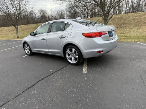 Used 2013 Acura ILX w/ Premium Package image 15