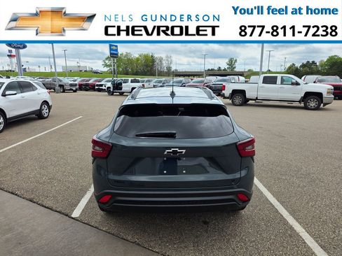 New 2026 Chevrolet Trax LT w/ Driver Confidence Package FWD image 6