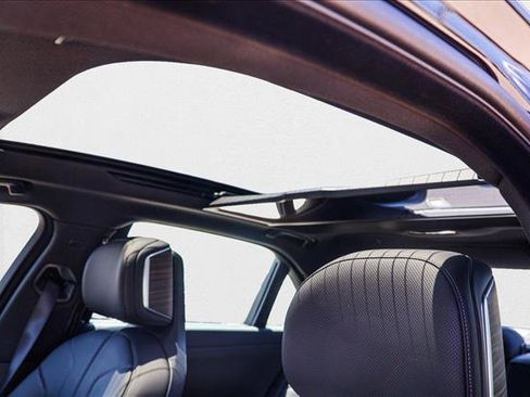 New 2025 BMW 760i xDrive image 11