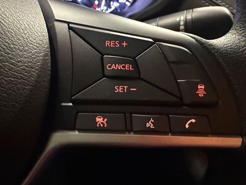 Used 2025 Nissan Sentra SV w/ Trunk Package FWD image 34