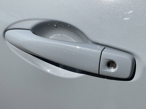 New 2025 Nissan Versa SV w/ Trunk Package image 9