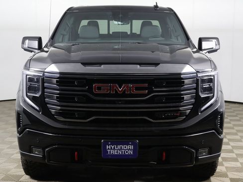 Used 2023 GMC Sierra 1500 AT4 w/ Technology Package image 16