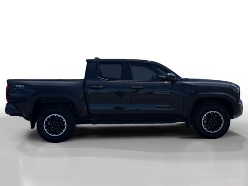 Used 2025 Toyota Tacoma TRD Off-Road AWD/4WD image 6