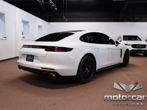 Used 2019 Porsche Panamera 4 AWD/4WD image 7