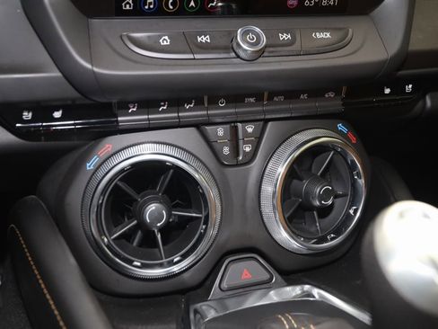 Used 2019 Chevrolet Camaro SS image 40