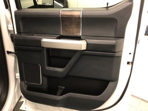 Used 2022 Ford F350 Lariat w/ Tremor Off-Road Package image 35