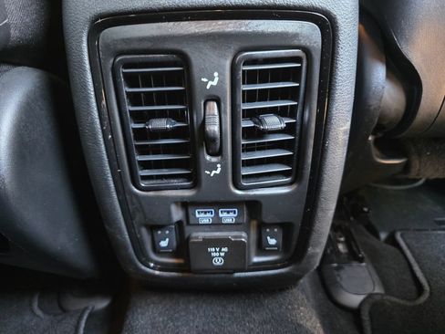 Used 2025 Dodge Durango R/T AWD/4WD image 23