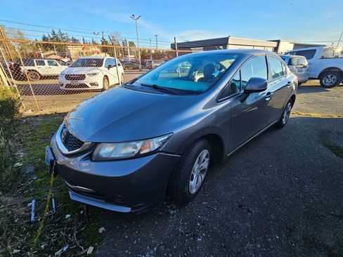 Used 2013 Honda Civic LX image 3
