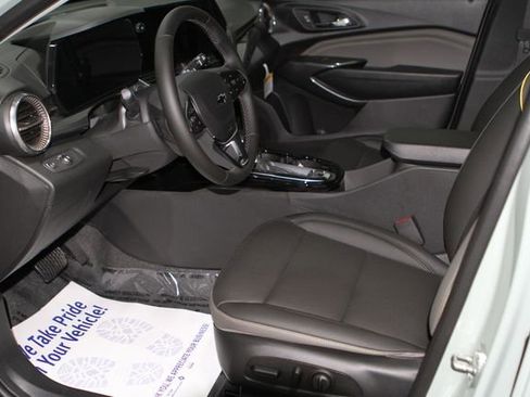 New 2026 Chevrolet Trax ACTIV w/ Driver Confidence Package FWD image 14