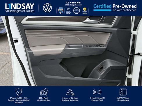 Certified 2021 Volkswagen Atlas SE image 9
