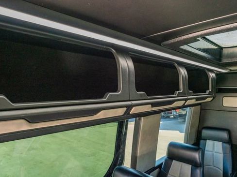 Used 2016 Mercedes-Benz Sprinter 3500 image 34