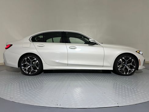 Used 2025 BMW 330i Sedan image 7