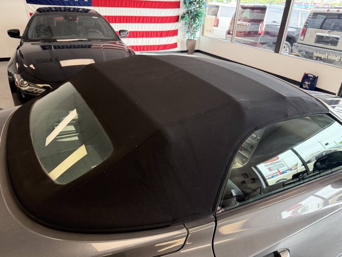 Used 2005 Chrysler Crossfire Limited RWD image 42