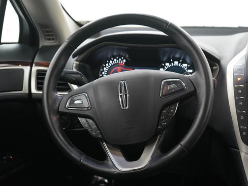 Used 2016 Lincoln MKZ AWD image 15