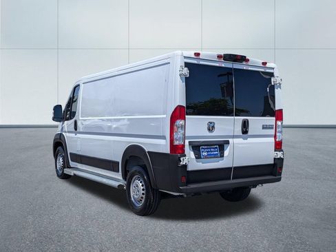 Used 2025 RAM ProMaster 2500 w/ U-Haul Equipment Group FWD image 4