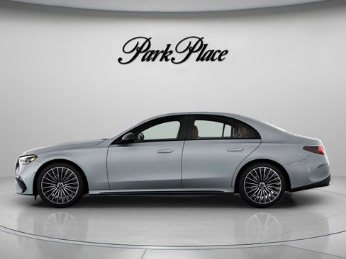 Used 2026 Mercedes-Benz E 350 Sedan image 7