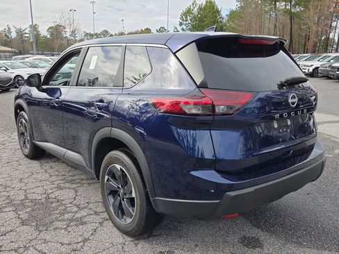 Used 2025 Nissan Rogue SV image 9