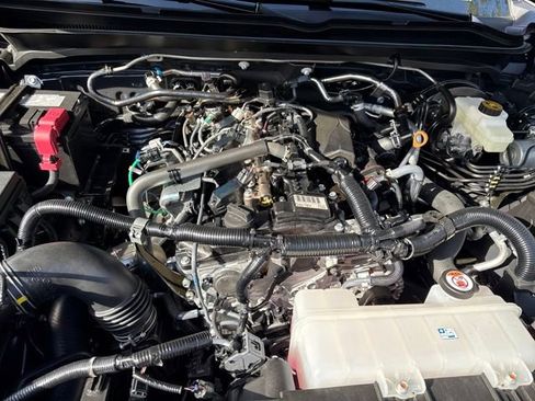 New 2026 Toyota Prius LE image 29