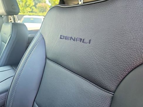 Used 2023 GMC Sierra 1500 Denali w/ Denali Reserve Package AWD/4WD image 19