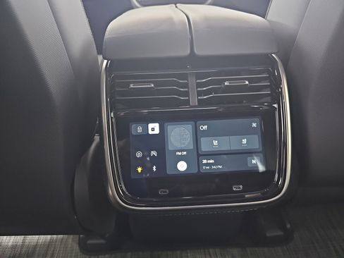 Used 2025 Rivian R1T Adventure image 28