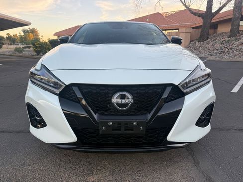 Used 2023 Nissan Maxima SR w/ Sport Mat Group FWD image 8