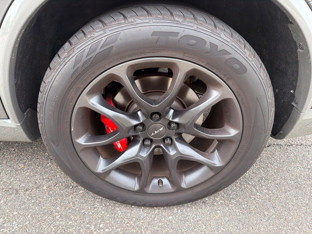 Used 2022 Dodge Durango SRT w/ Technology Group AWD/4WD image 11