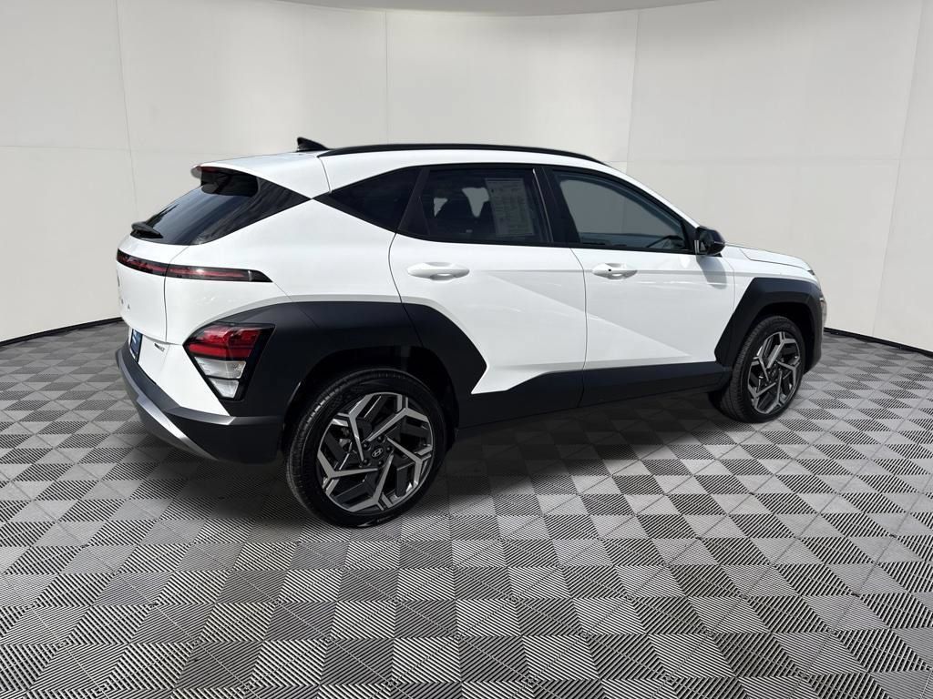 Used 2026 Hyundai Kona SEL Premium AWD/4WD image 5