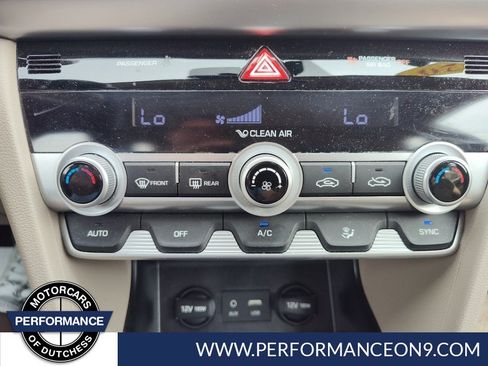 Used 2020 Hyundai Elantra Value Edition FWD image 18