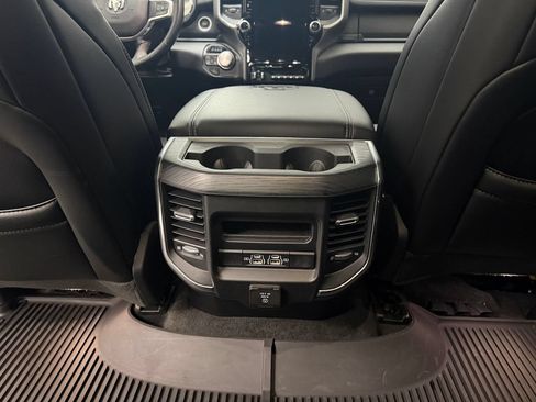 Used 2023 RAM 1500 Laramie AWD/4WD image 28