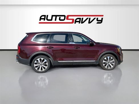 Used 2022 Kia Telluride EX w/ EX Premium Package image 8