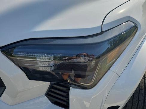 Used 2025 Toyota Tacoma TRD Sport image 34