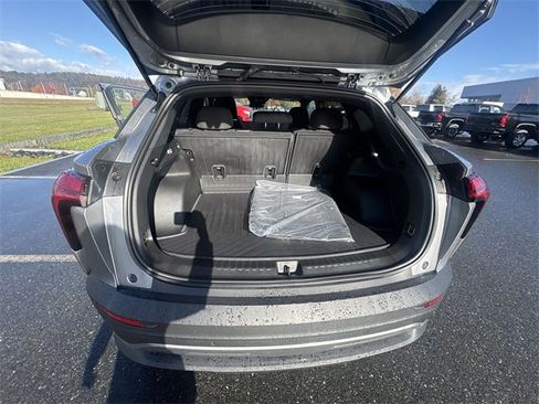 New 2025 Chevrolet Blazer EV LT image 27