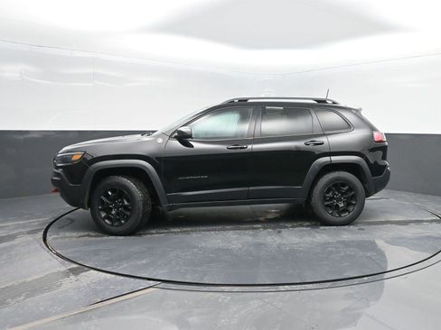 Used 2019 Jeep Cherokee Trailhawk w/ Cold Weather Group image 1