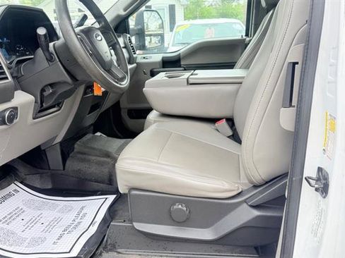 Used 2017 Ford F250 XL w/ Power Equipment Group AWD/4WD image 11