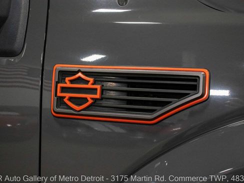 Used 2019 Ford F150 Lariat w/ Equipment Group 502A Luxury AWD/4WD image 26